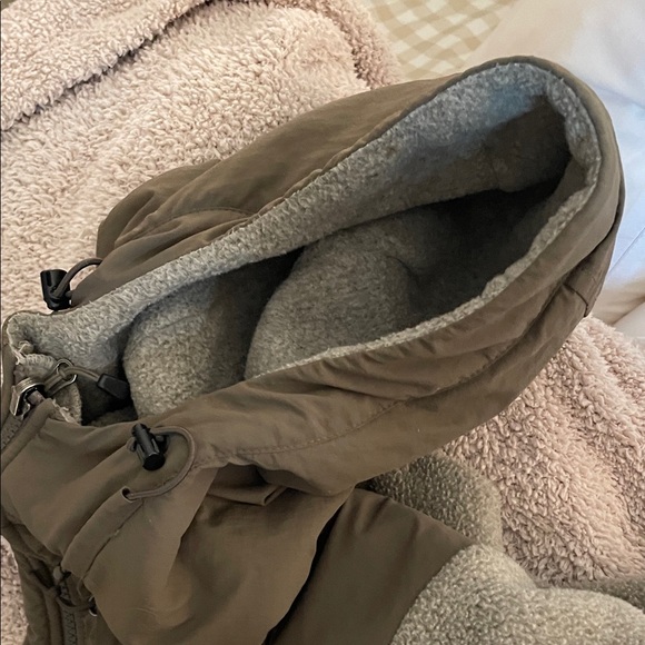 The North Face Khaki Gray Fleece Jacket sz S - Picture 3 of 8